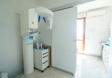 Apparecchiatura per radiologia tridimensionale cone beam presente in studio