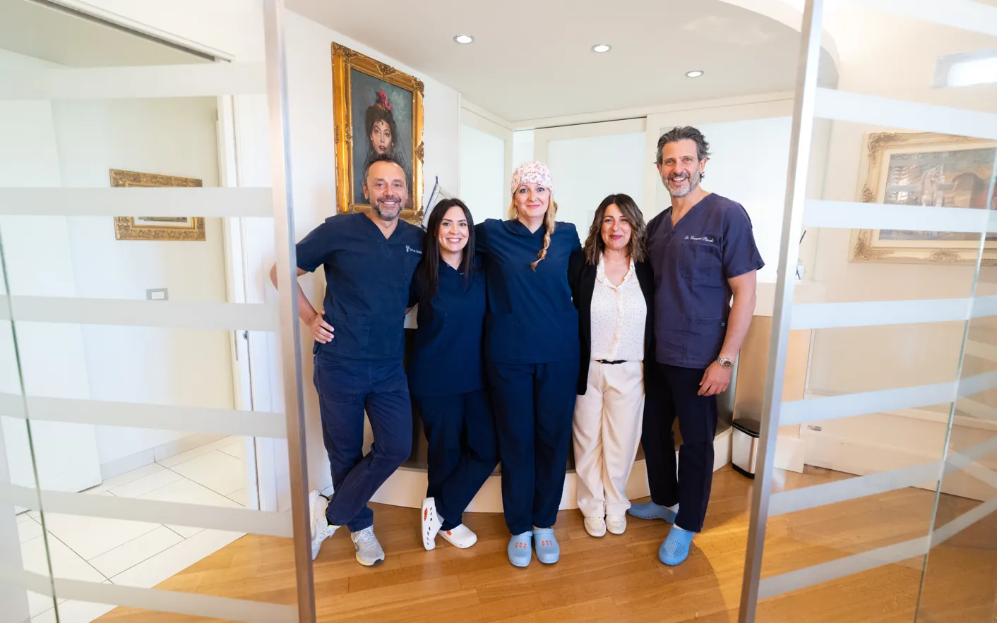 Chi segue l'estetica dentale? Foto dello studio di Via Tripoli.